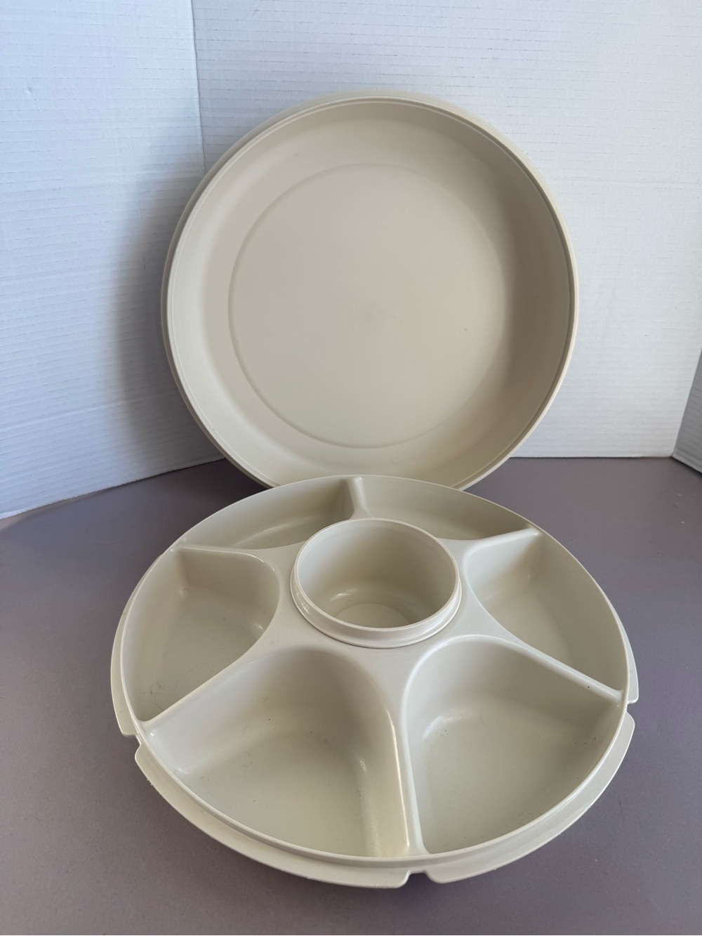 Vintage Tupperware Cream 5-Compartment Serving Center